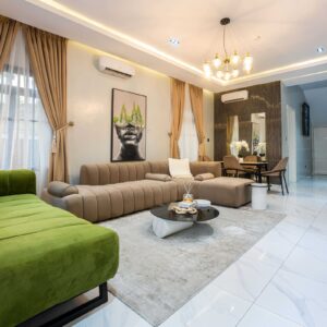 Freesia Deluxe 4BR