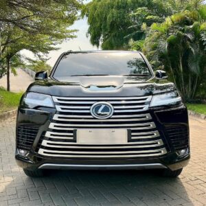 2023 Executive Lexus Lx600 - Black