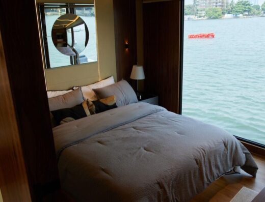 15 Passenger – Aquator House Boat – 3 Hours Cruise Rental