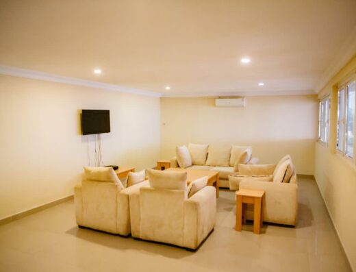 4 Bedroom Private Beach – Ilashe