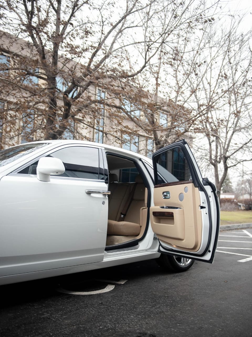 2017 Rolls Royce Ghost – White