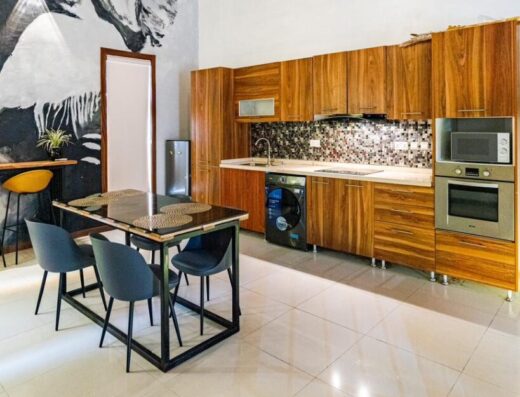 Luxury 2 Bedroom Maisonette Duplex Apartment