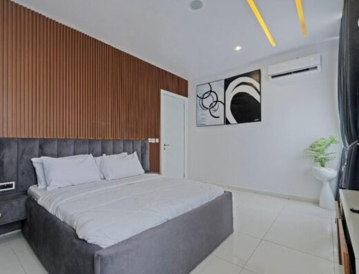 LOTUS Stylish 2-Bedroom Apartment (All Ensuite)