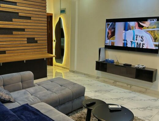 Stylish 1BR Apartment at Mijl Residence Chisco, Lekki