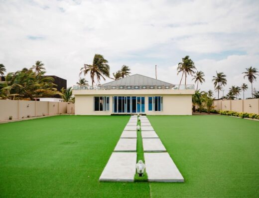 4 Bedroom Private Beach – Ilashe