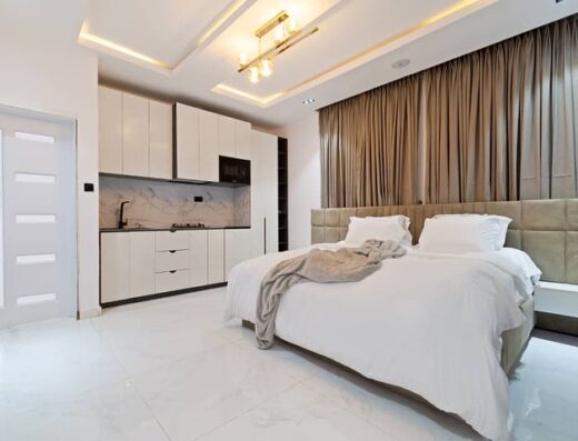 Studio Apartment with Private Jacuzzi