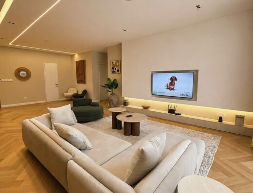 2Bedroom Apartment with Rooftop Swimming Pool – Lekki Right