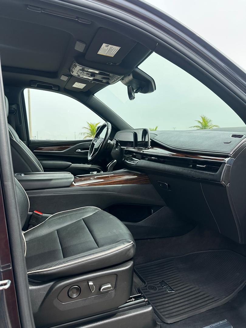 2023 Cardiac Escalade Executive SUV