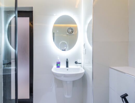 2Bedroom Penthouse Apartment – Oniru Vi
