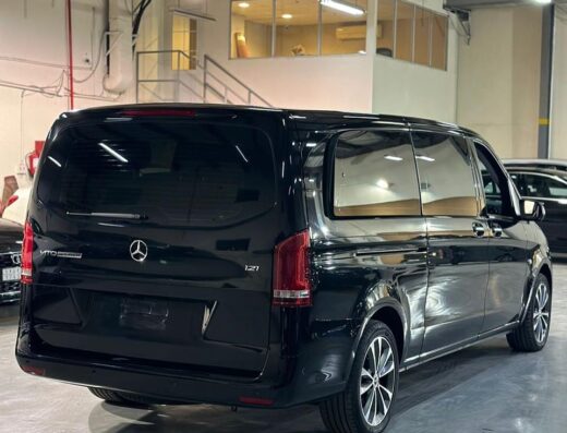 7 Seater Mercedes Vito van
