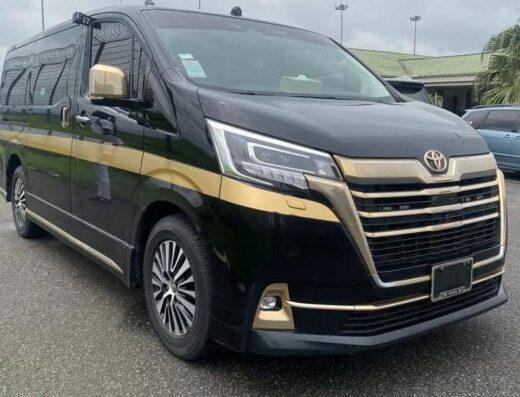 Toyota Granvia Luxury Bus
